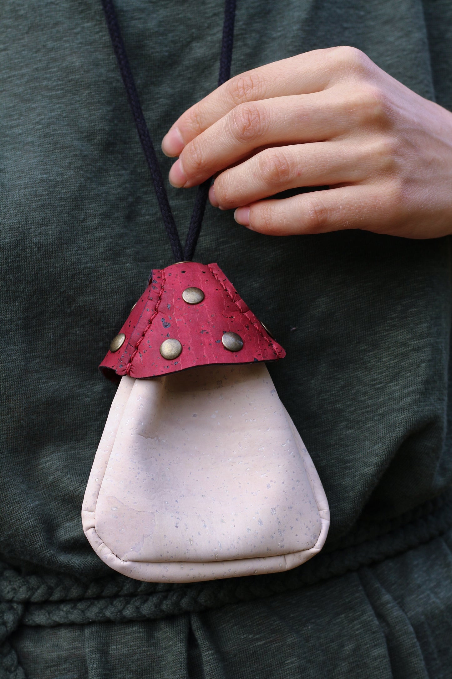 VEGAN | Mushroom pocket bag
