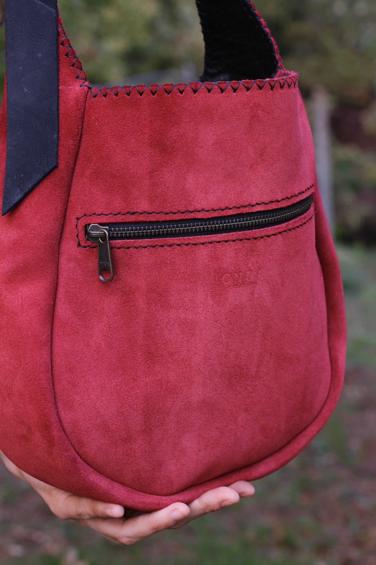 Big moon shoulder bag | Dusty Red