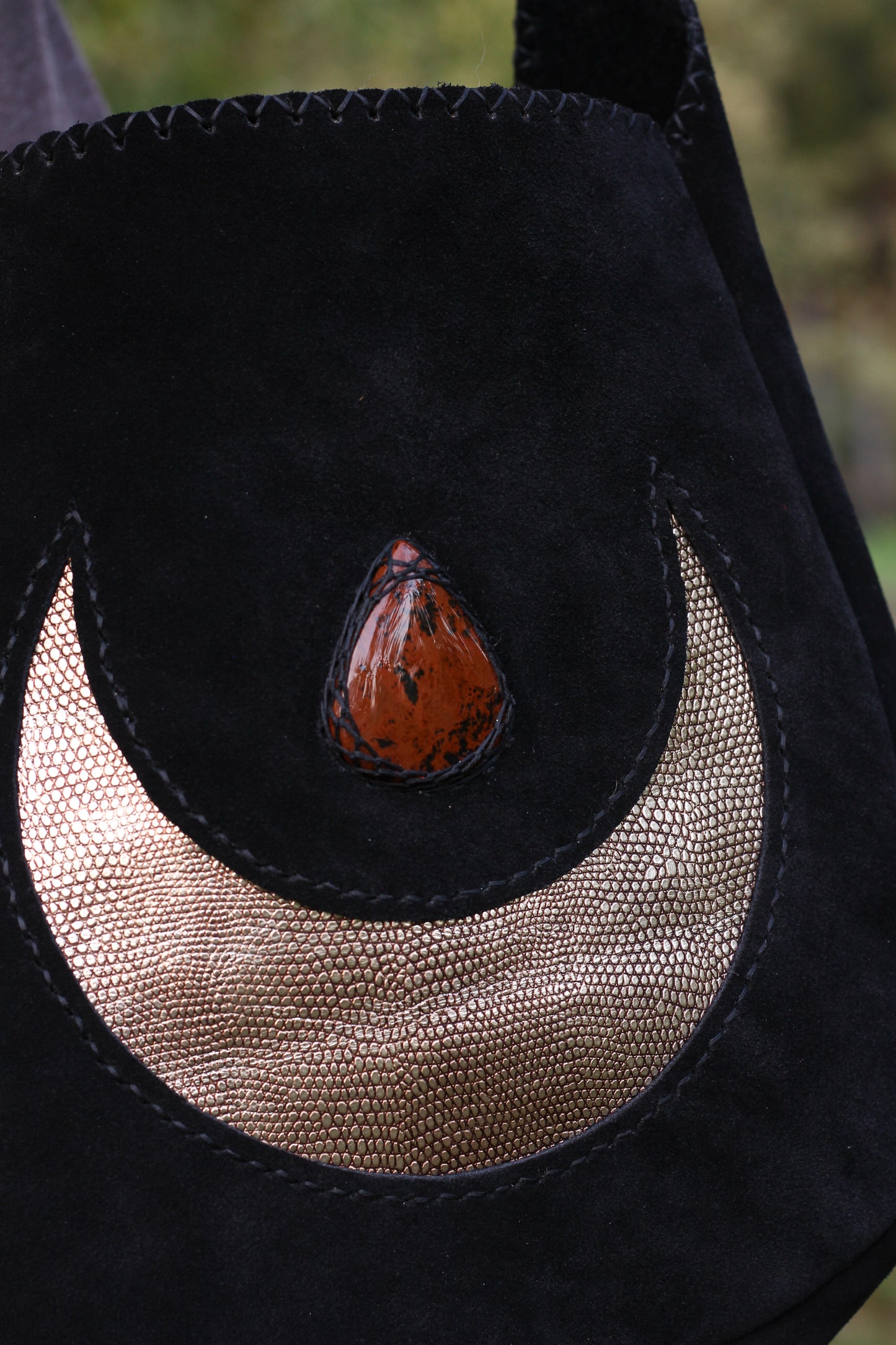 Big moon shoulder bag | Black