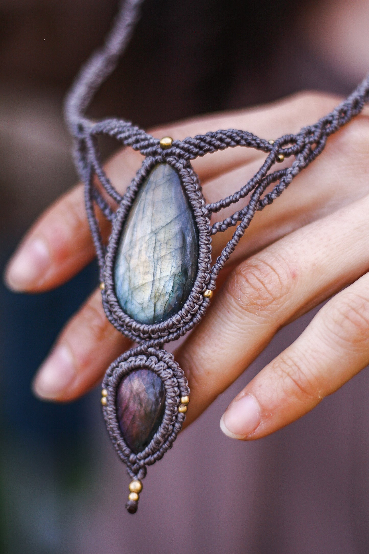 Macrame necklace | Pink & Blue Labradorite