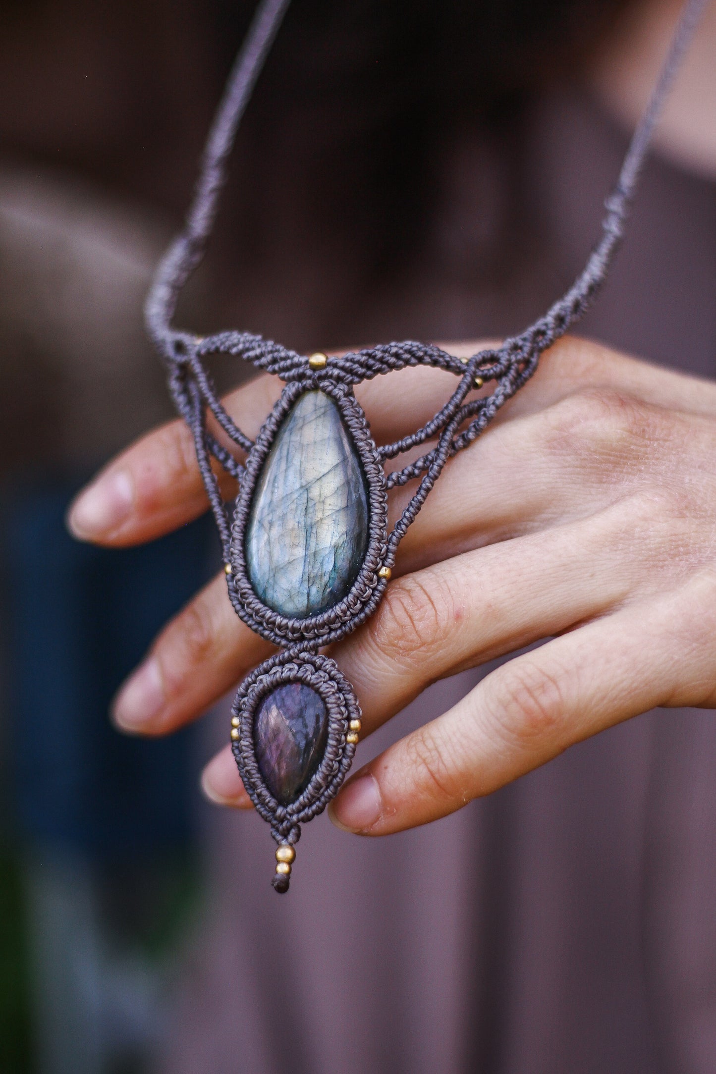 Macrame necklace | Pink & Blue Labradorite
