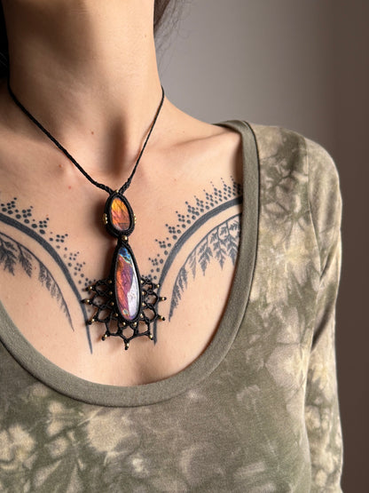 Mandala necklace | Labradorite