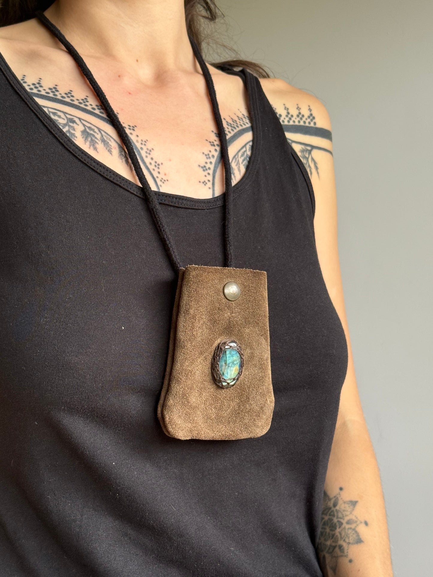 Small Treasure Pocket 1 | Labradorite