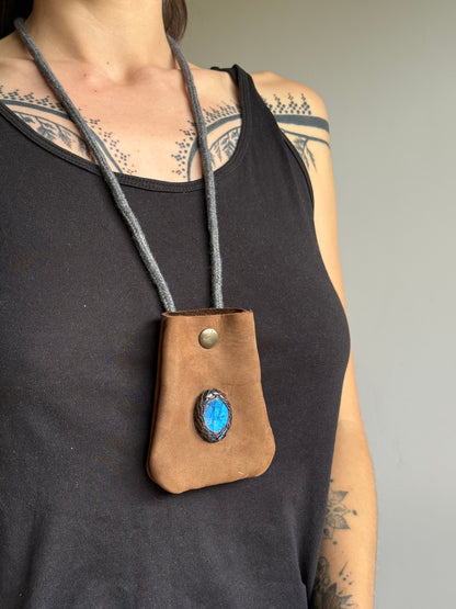Small Treasure Pocket 3 | Labradorite
