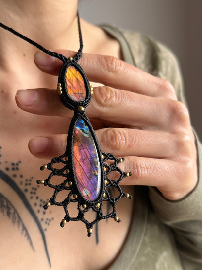 Mandala necklace | Labradorite