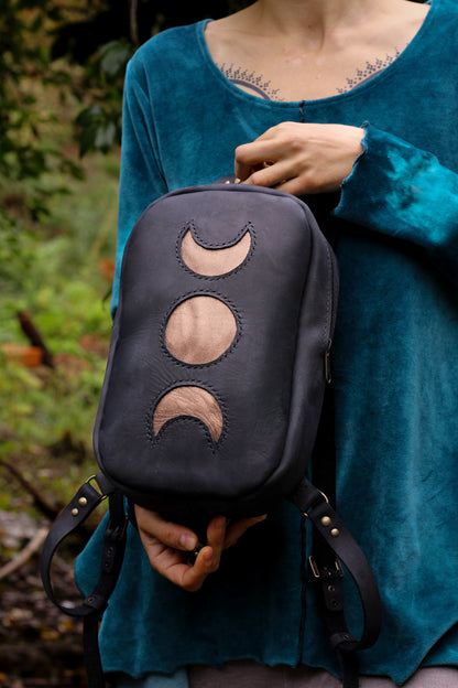MOON BACKPACK | Black & Gold