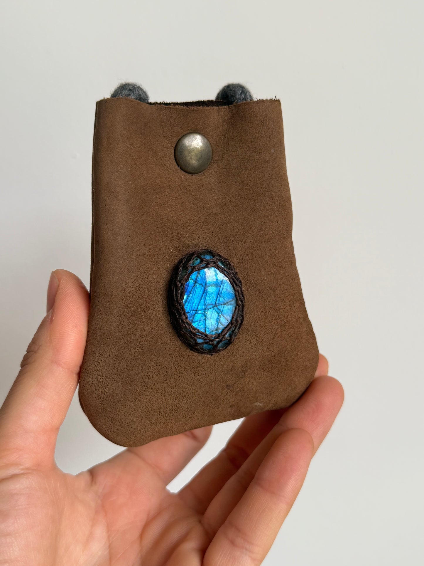 Small Treasure Pocket 3 | Labradorite