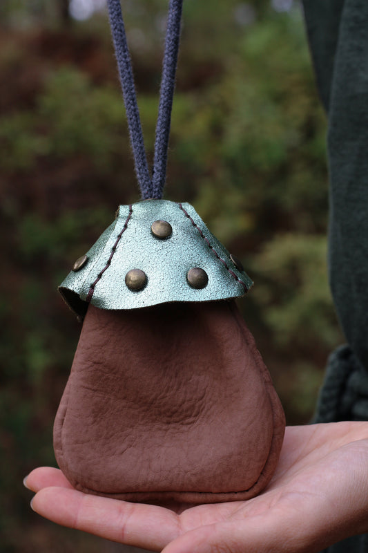 Mushroom pocket bag