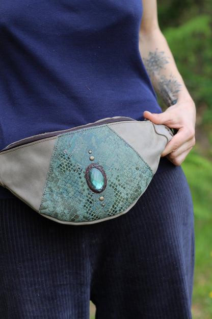 GAYA Bag | Labradorite