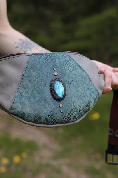 GAYA Bag | Labradorite