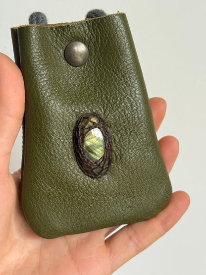 Small Treasure Pocket 4 | Labradorite