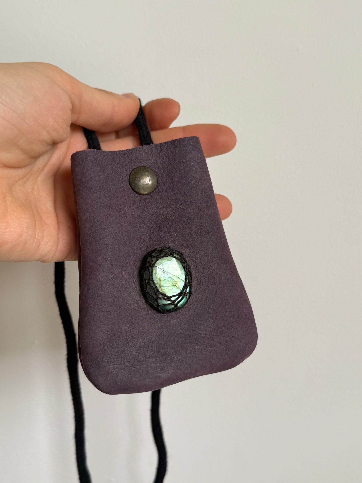 Small Treasure Pocket 2 | Labradorite