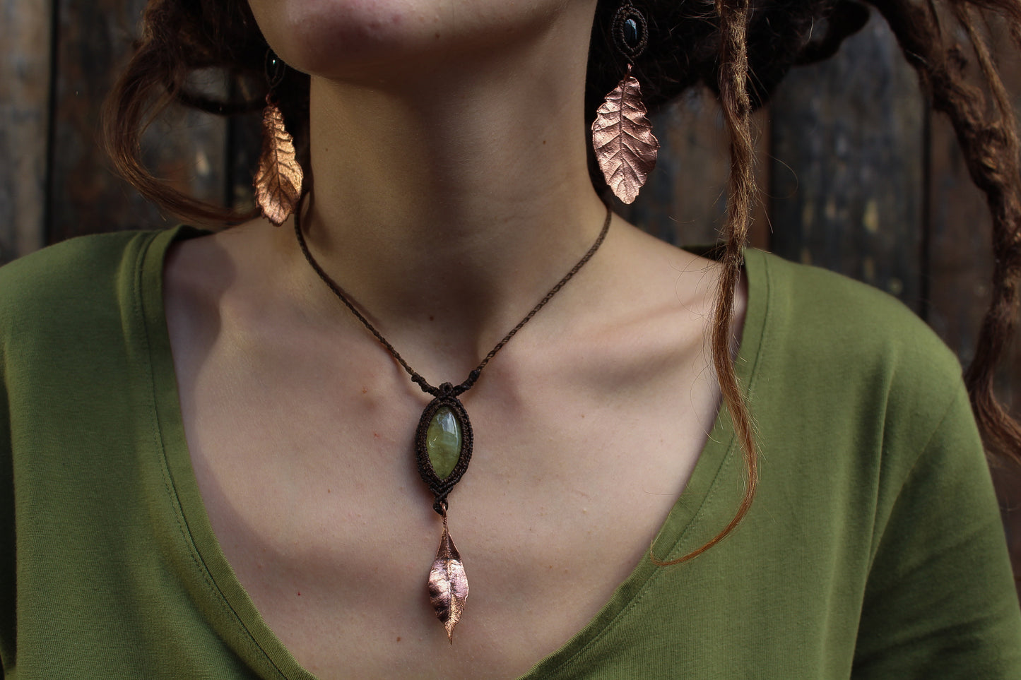 Macrame necklace with lemon quartz and Ash leaf