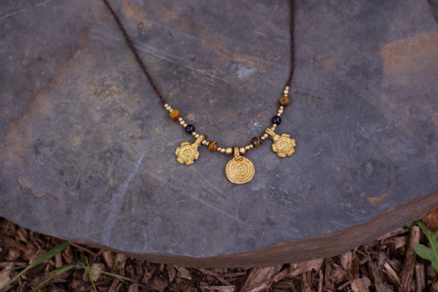 Indi necklace with tiger eye