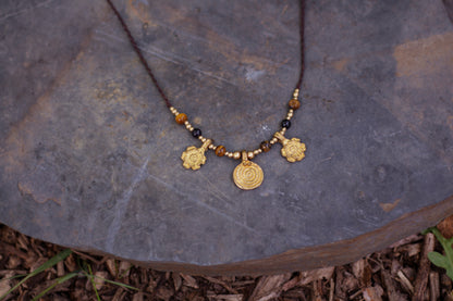 Indi necklace with tiger eye