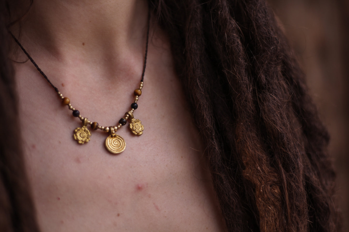 Indi necklace with tiger eye