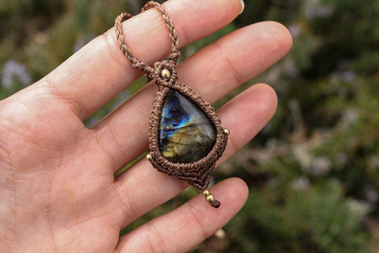 Labradorite pendant