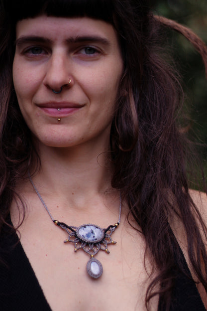 Mandala necklace | moonstone