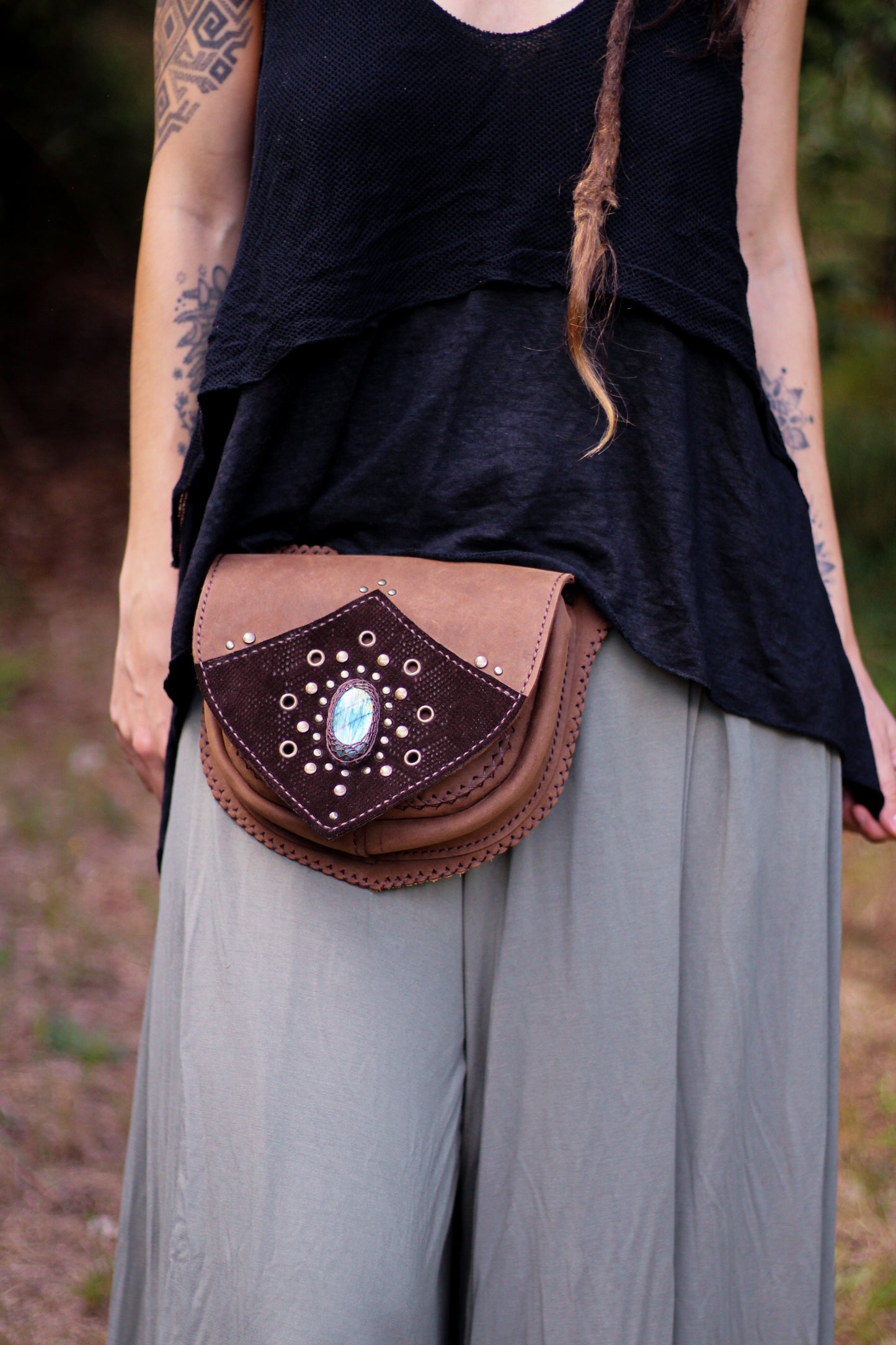 AGNI Bag | Brown with Labradorite