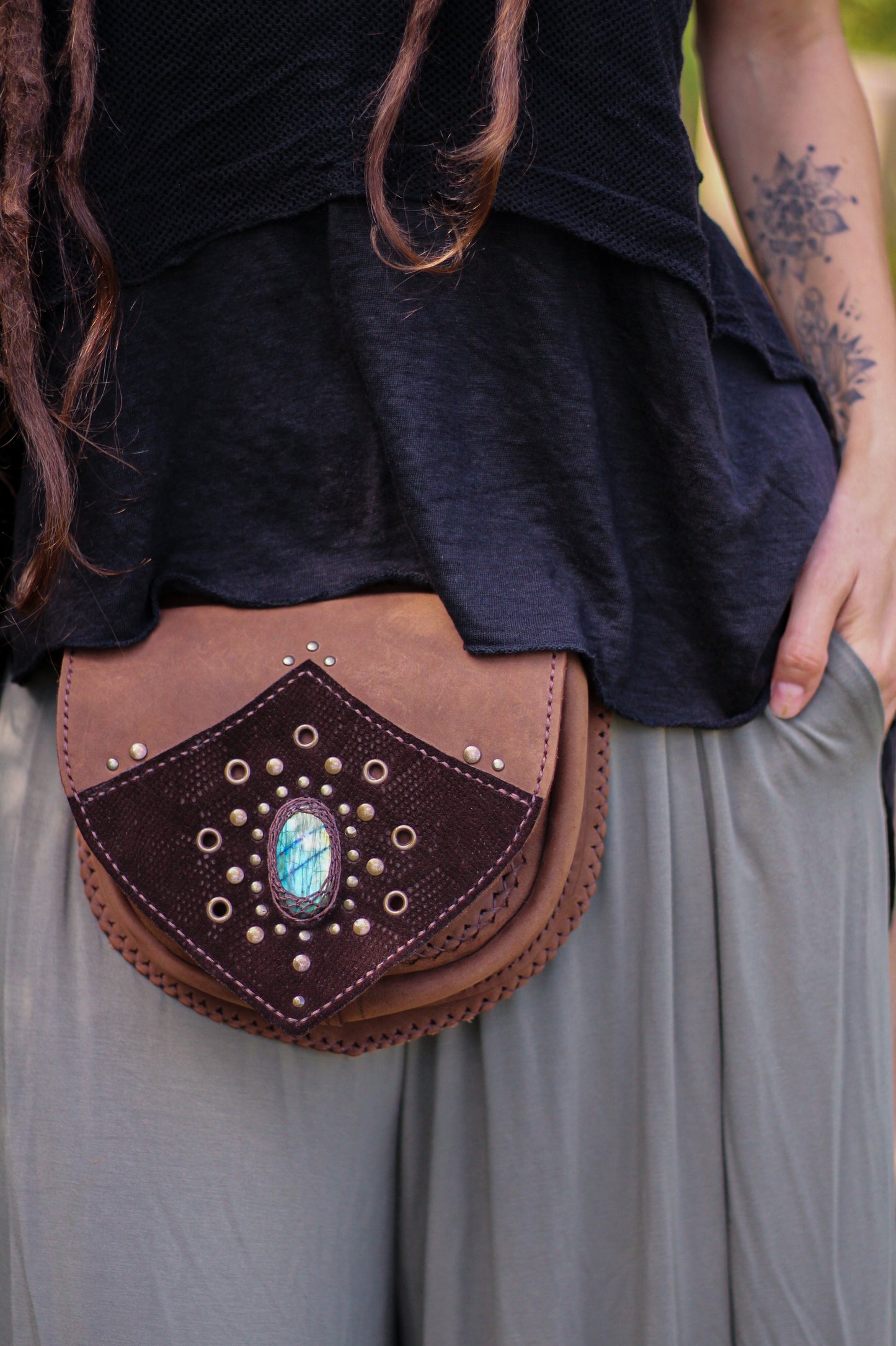 AGNI Bag | Brown with Labradorite