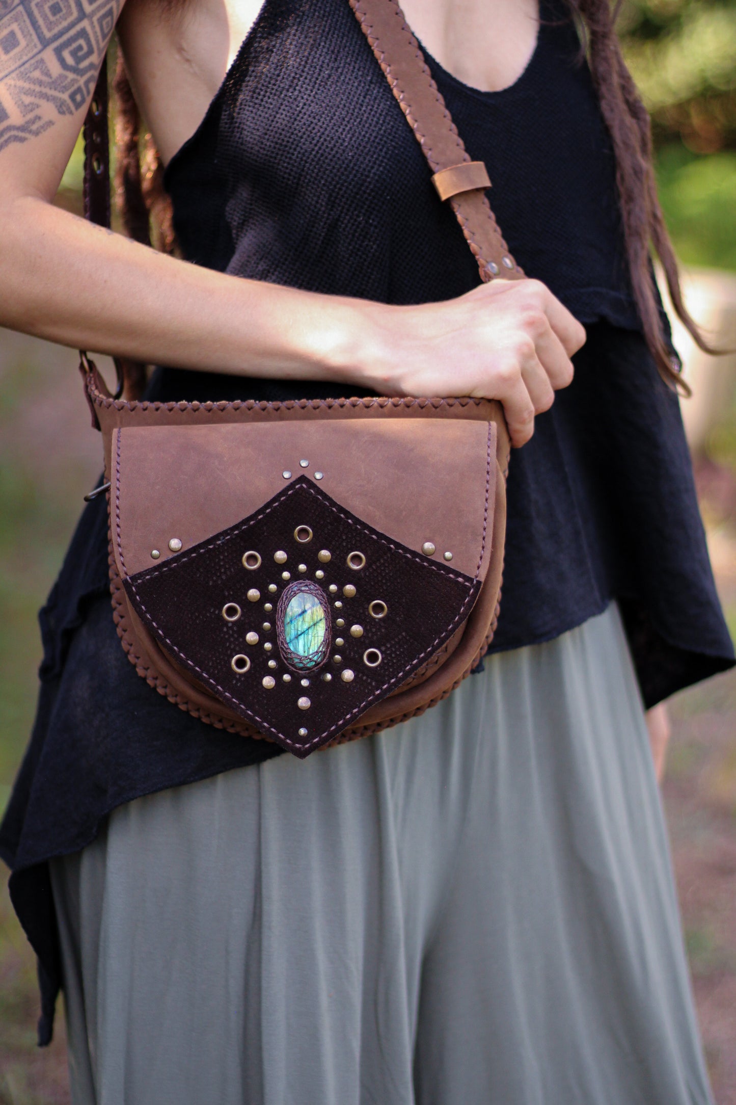 AGNI Bag | Brown with Labradorite