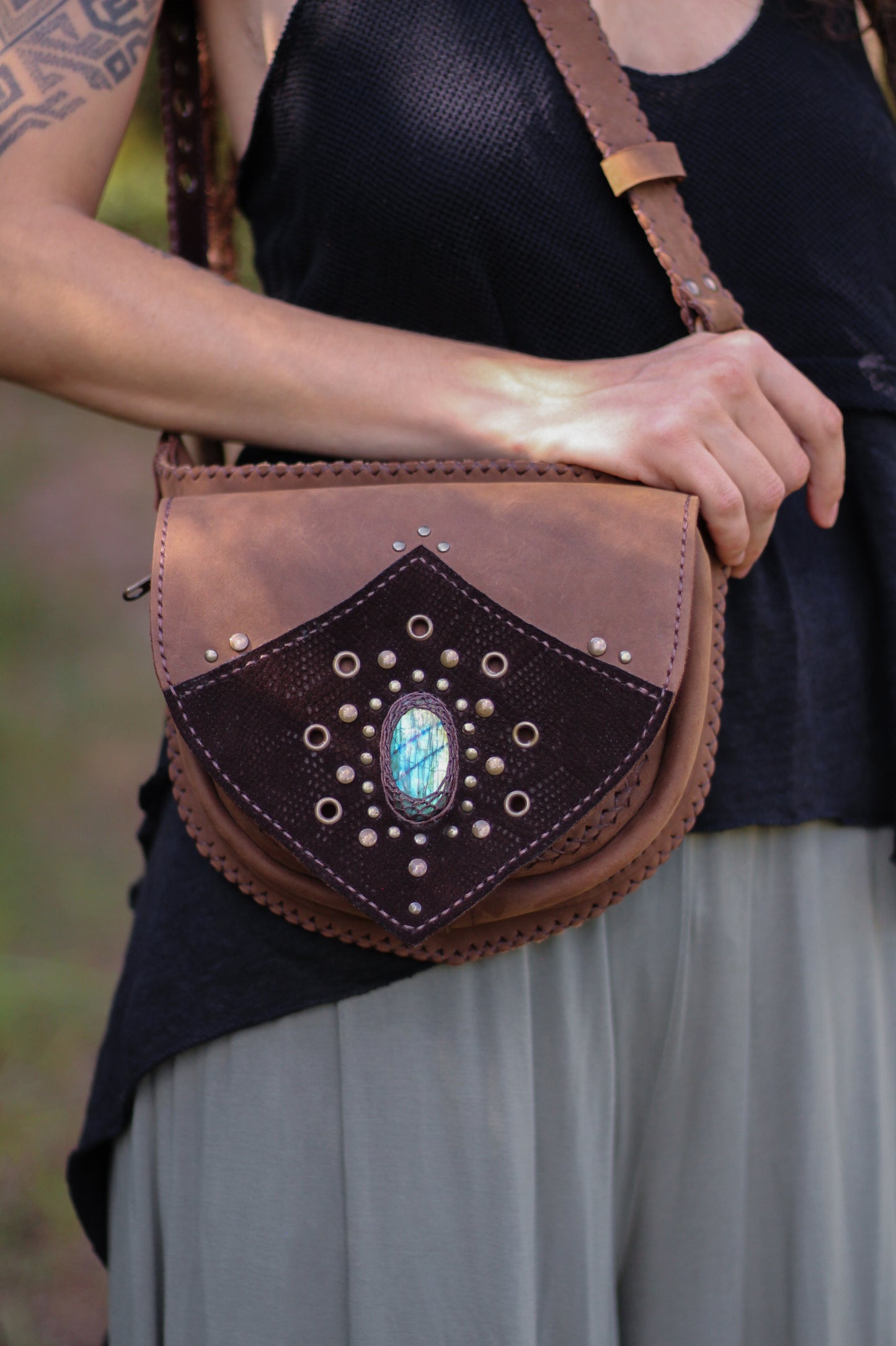 AGNI Bag | Brown with Labradorite