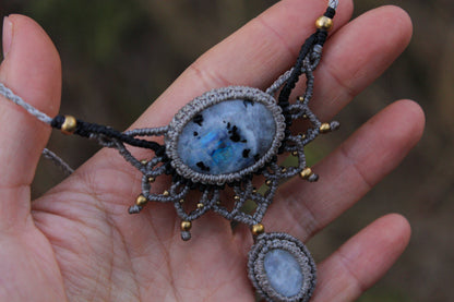 Mandala necklace | moonstone