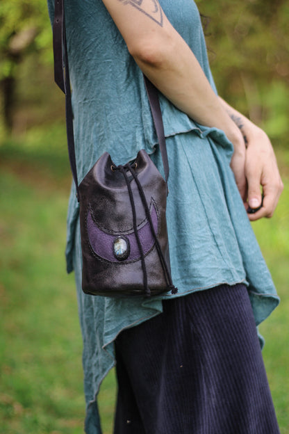 Moon shoulder bag | Labradorite
