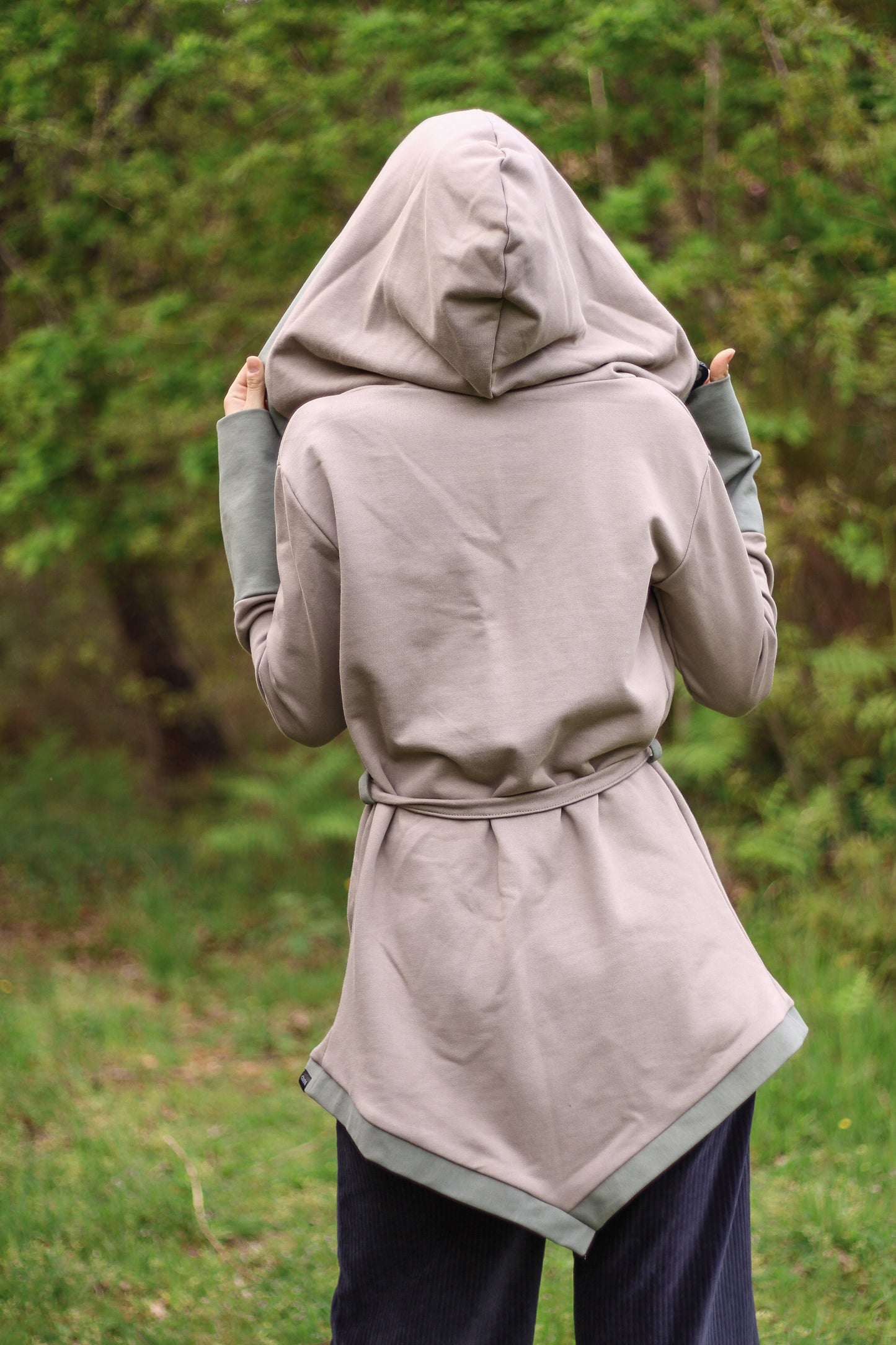 OOAK Carding | Taupe
