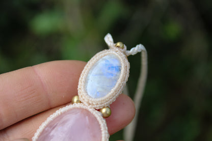 Micro macrame pendant |Moonstone & Rose Quartz