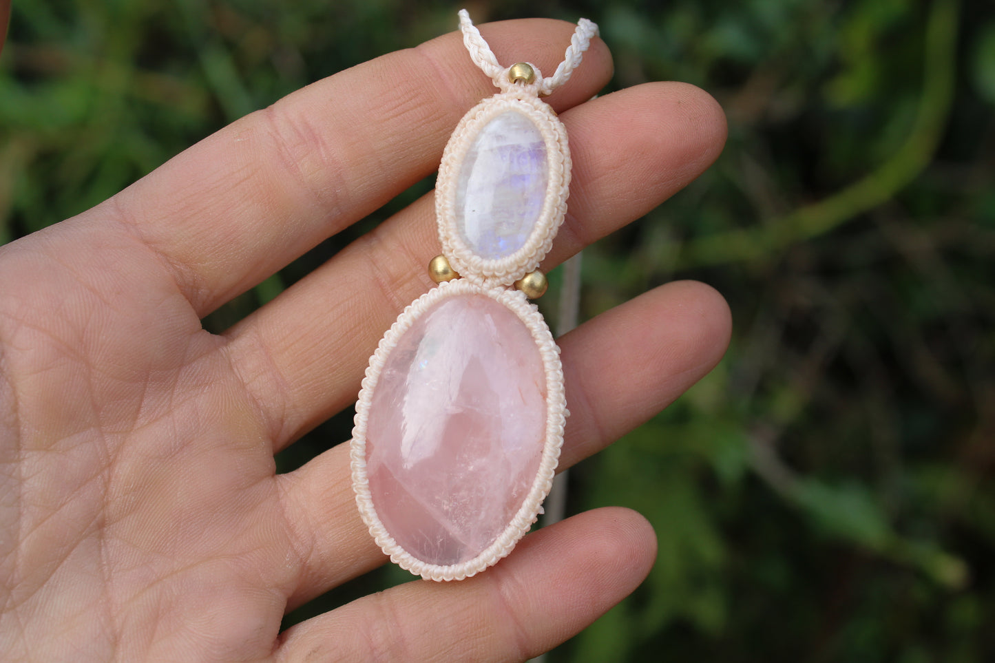 Micro macrame pendant |Moonstone & Rose Quartz
