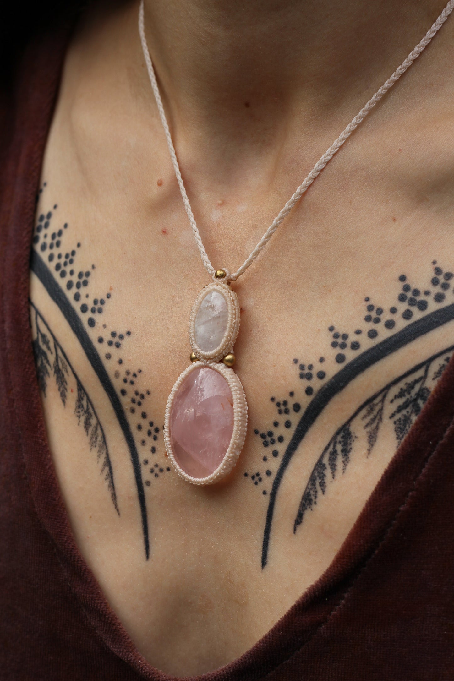 Micro macrame pendant |Moonstone & Rose Quartz