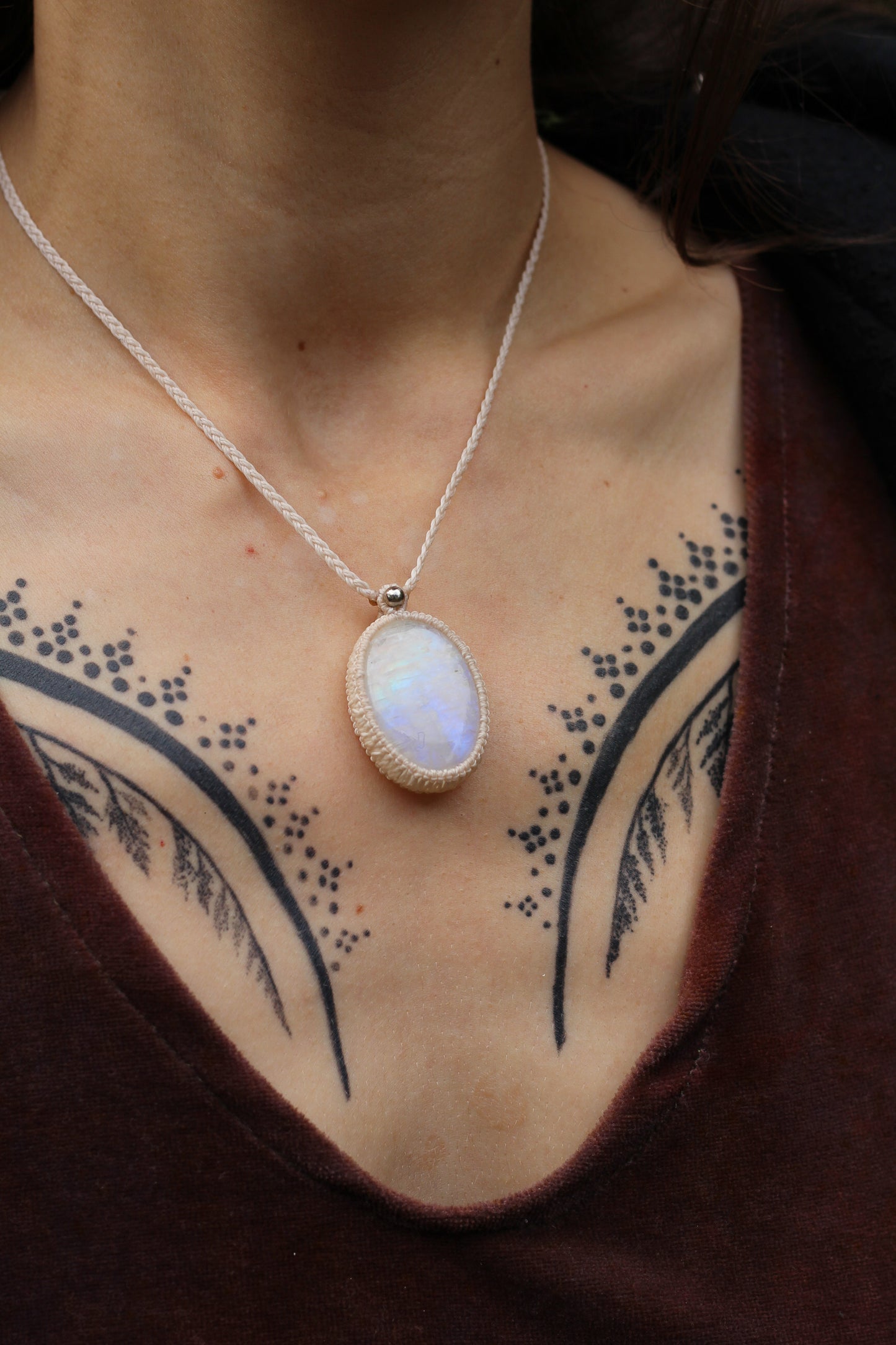 Micro macrame pendant | Moonstone