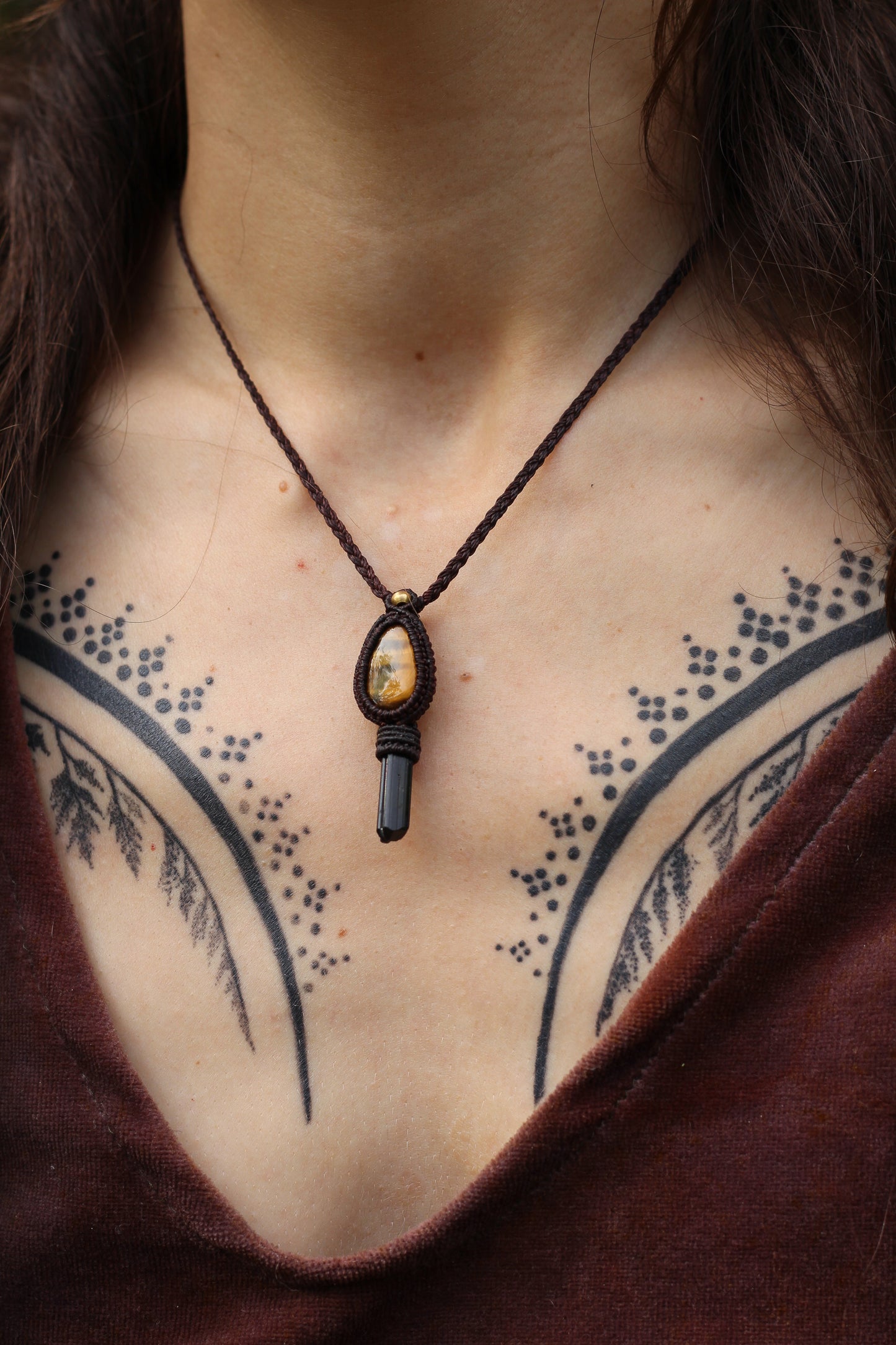 Micro macrame pendant | Tiger Eye & Green Turmaline