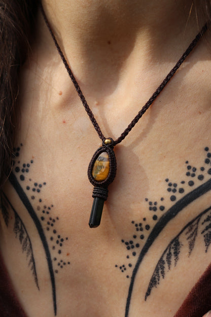 Micro macrame pendant | Tiger Eye & Green Turmaline