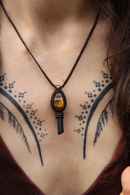 Micro macrame pendant | Tiger Eye & Green Turmaline