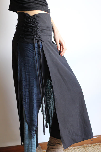 Long Painel Skirt | Black & Blue | S - M