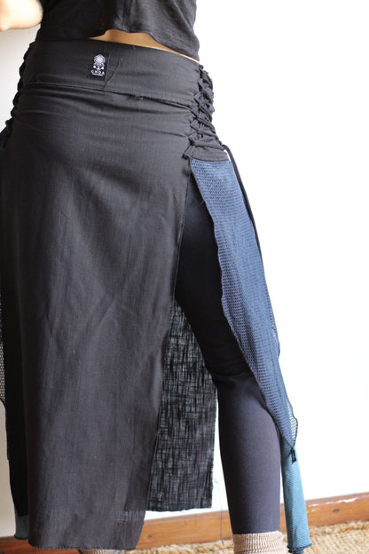 Long Painel Skirt | Black & Blue | S - M