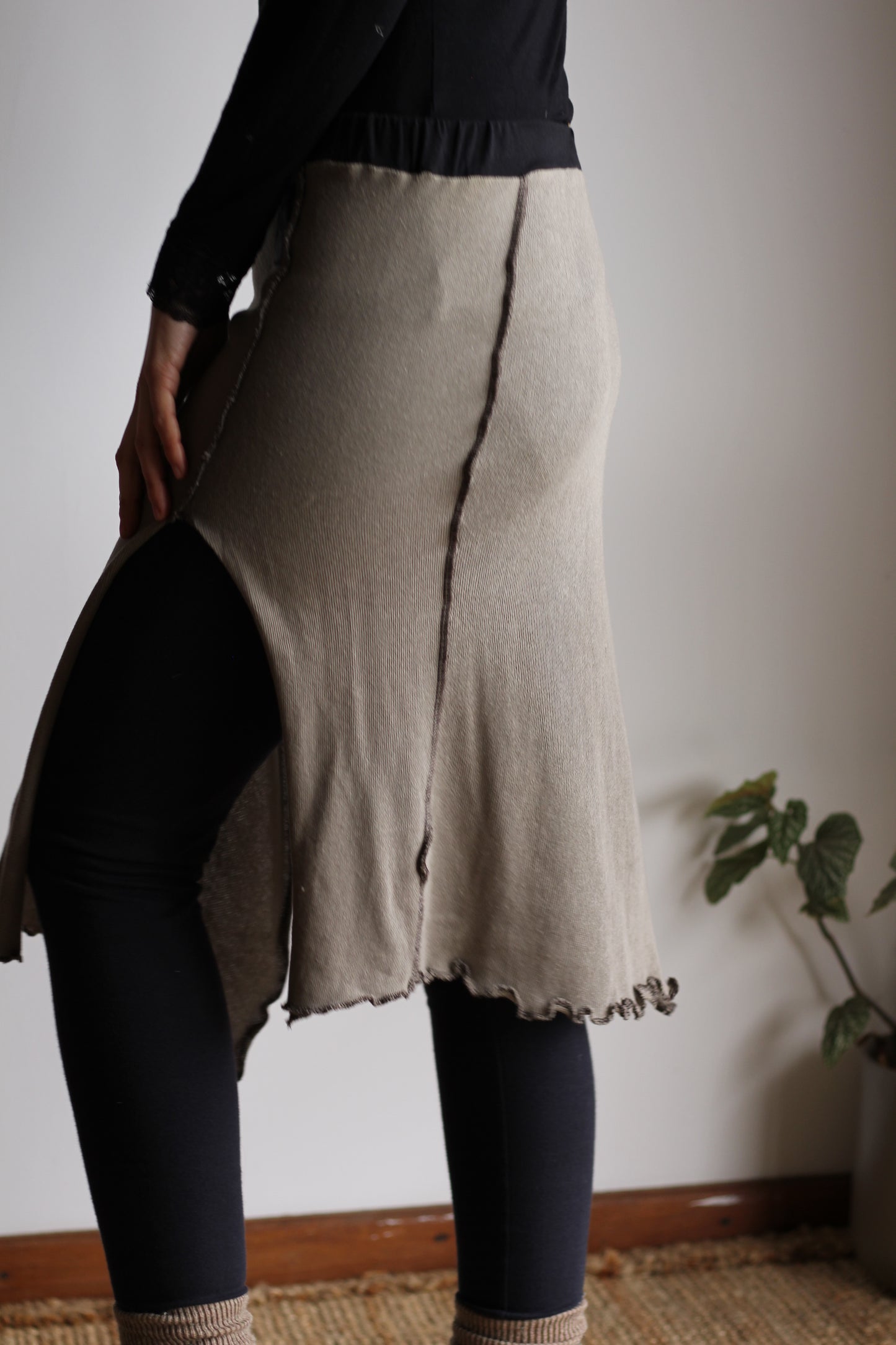 Asymmetric Organic Skirt | Gray & Black | S - M