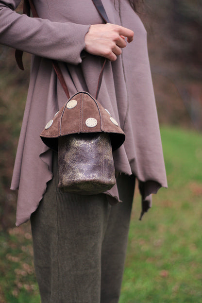 Mushie Bag | Brown & Gold