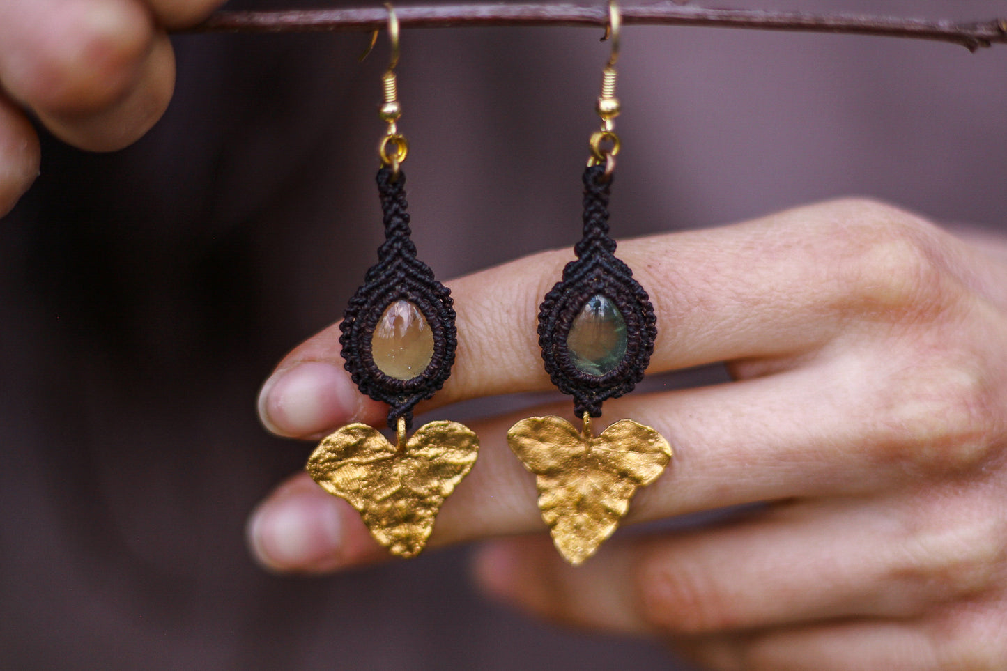 Leaf Prehnite earrings | Gold