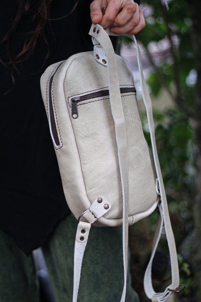 MOON BACKPACK | Tea Green & Beige