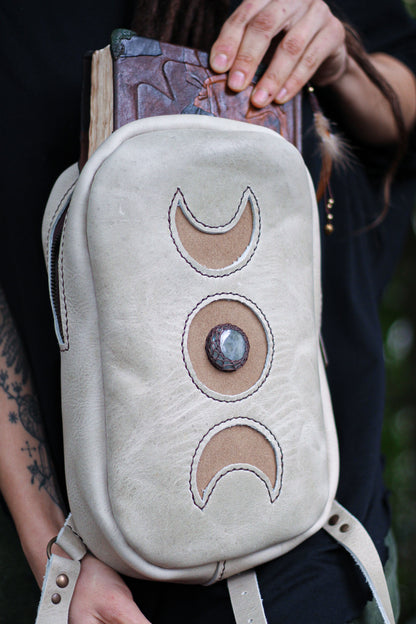MOON BACKPACK | Tea Green & Beige