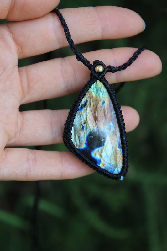 Assymetric pendant | Labradorite