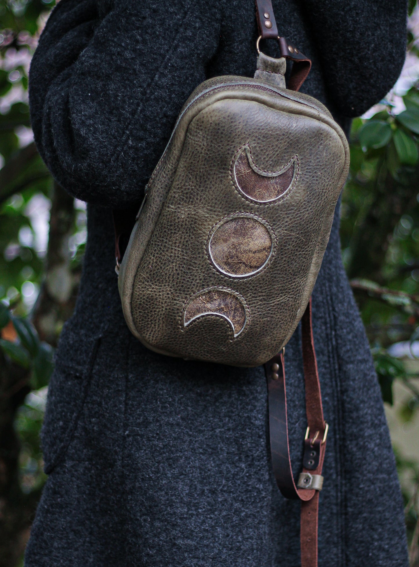 MOON BACKPACK | Green & Brown