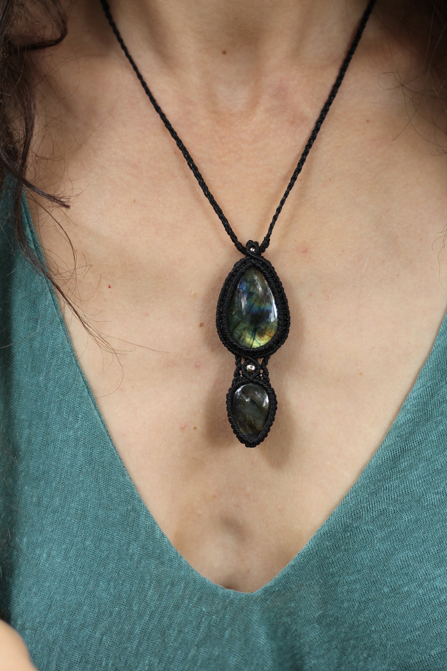 Labradorite pendant