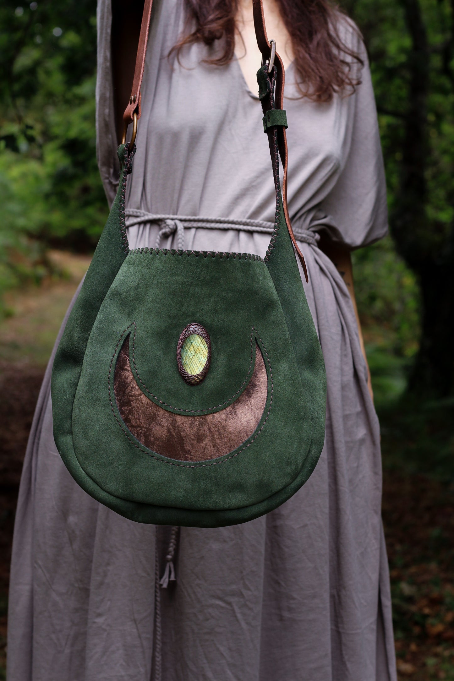 Big moon shoulder bag | Forest Green