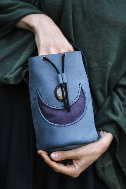 Moon shoulder bag | Blue